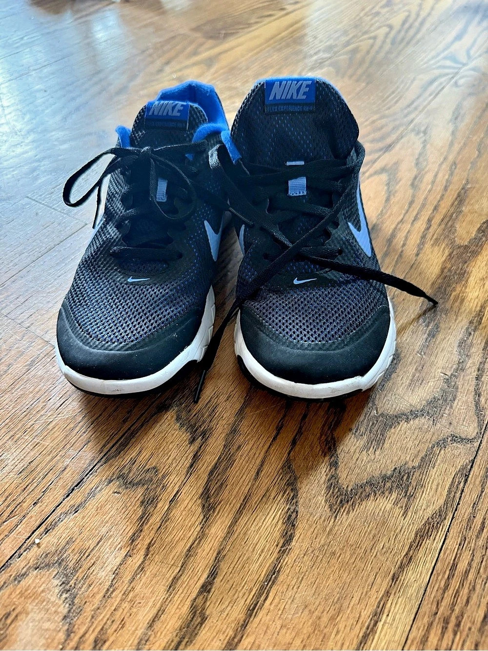 Nike Flex Experience RN 4 Athletic Shoes Black & Blue US 8
